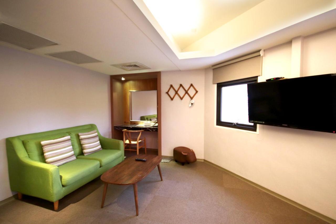 Meci Hotel Hualien City Exterior foto
