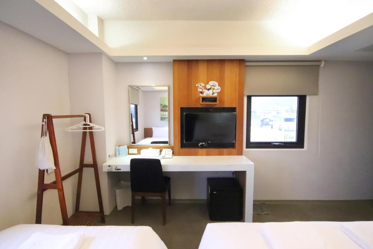 Meci Hotel Hualien City Exterior foto